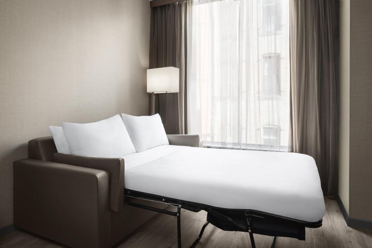 Ac Hotel By Marriott Clearwater Beach Extérieur photo
