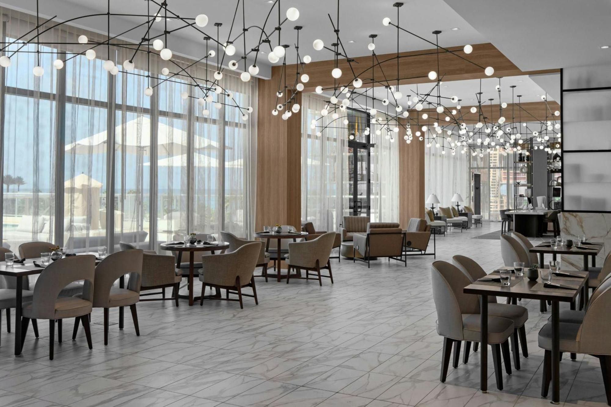 Ac Hotel By Marriott Clearwater Beach Extérieur photo