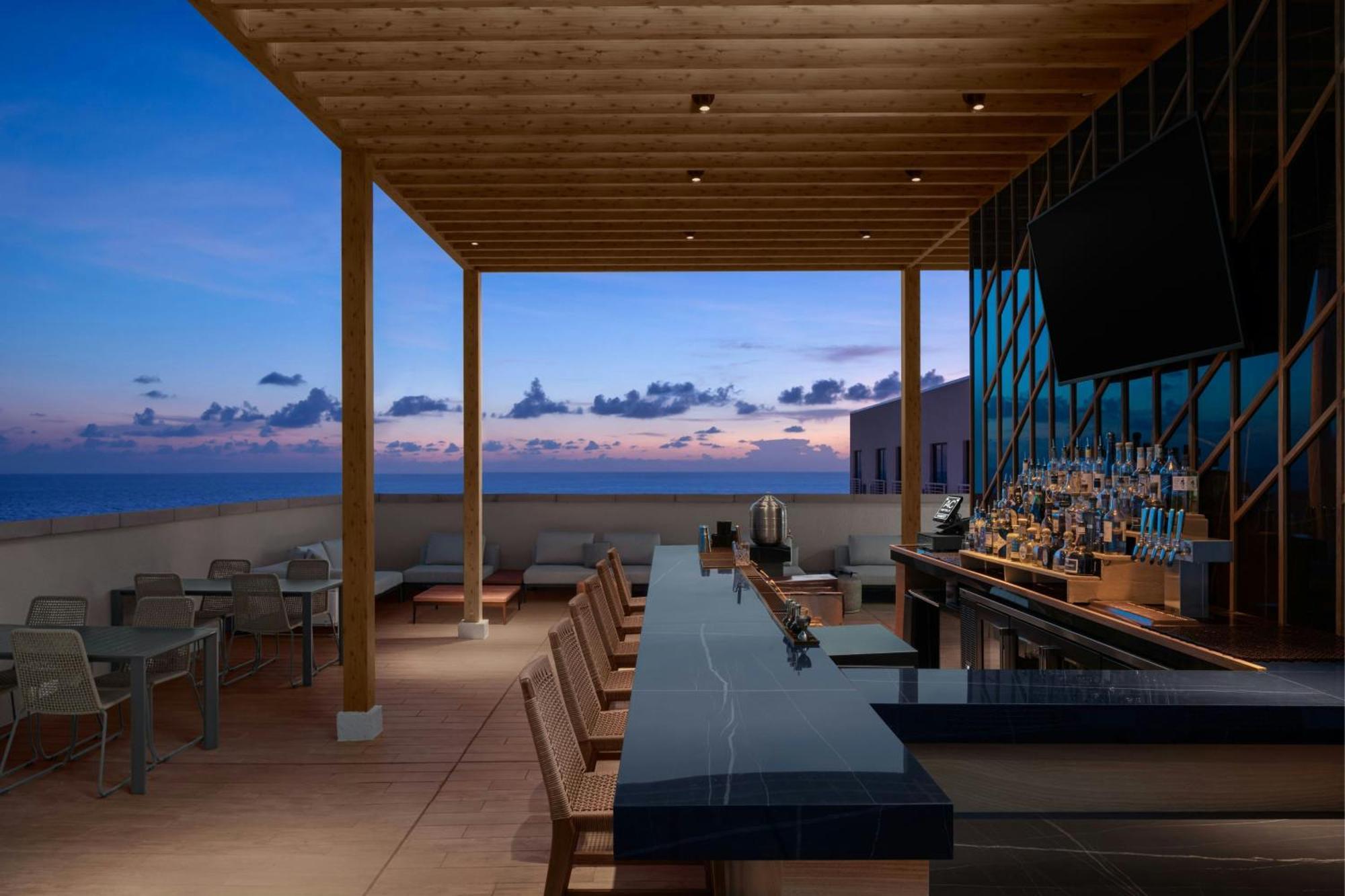 Ac Hotel By Marriott Clearwater Beach Extérieur photo